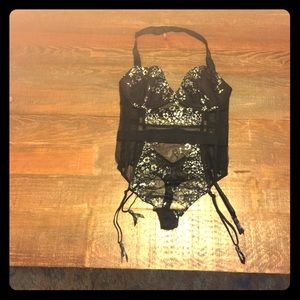 NWOT Victoria Secret Boned all in one 34C